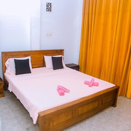 Mirissa Turtle Point Guest Otel Dış mekan fotoğraf