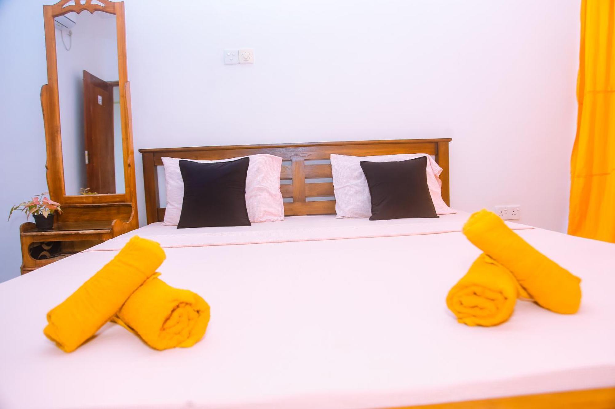 Mirissa Turtle Point Guest Otel Dış mekan fotoğraf