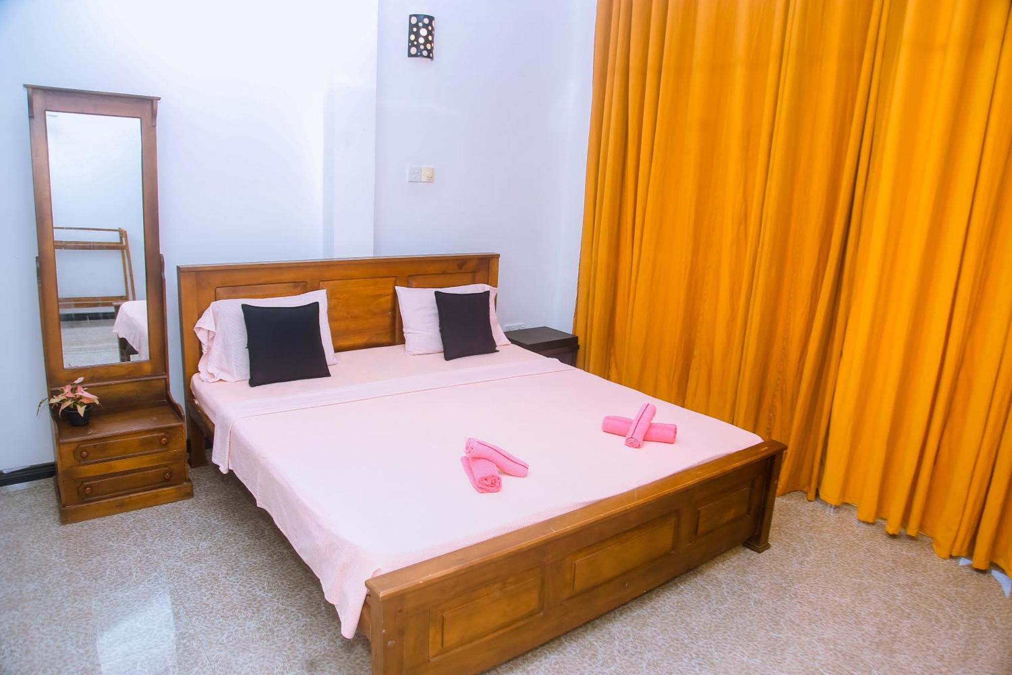 Mirissa Turtle Point Guest Otel Dış mekan fotoğraf