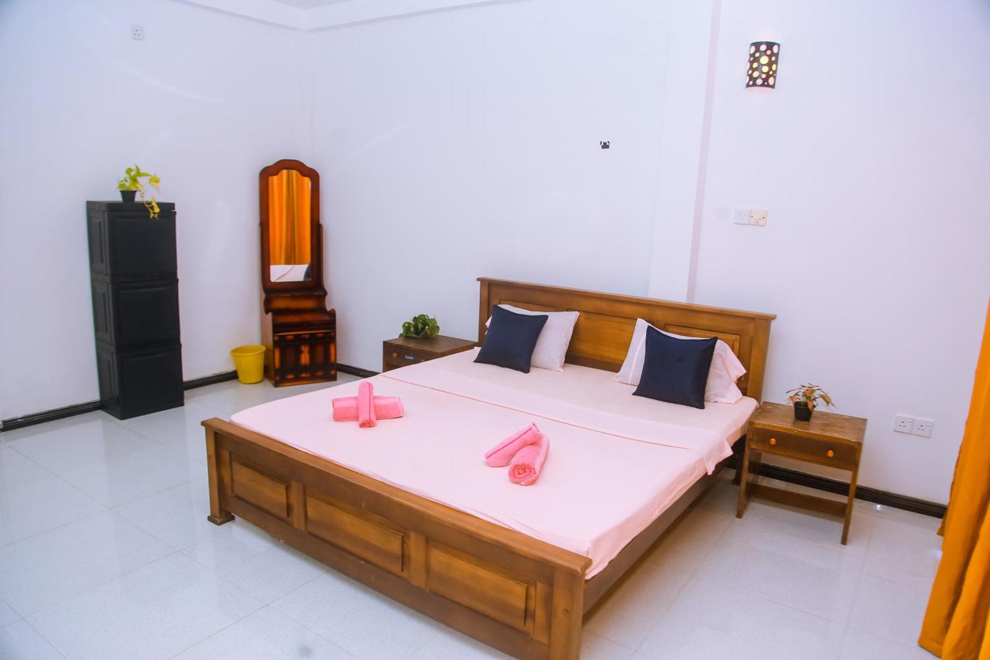 Mirissa Turtle Point Guest Otel Dış mekan fotoğraf